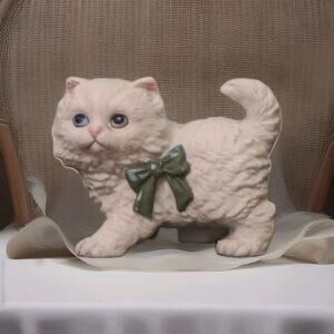 Vintage Homco Blue Eyed Persian Kitten Cat Figurine Bow Bisque Porcelain Decor